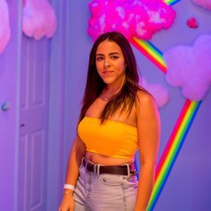 Meet your Posher, Alexandra